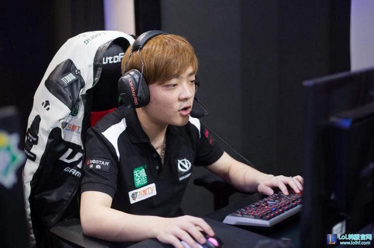 DOTA2比赛：中国DOTA2职业杯，PSG.LGD也打不过LBZS？