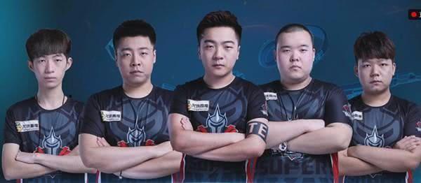 Zeus 对 s1mple 在 CS2 的回归表示怀疑;