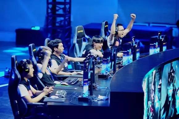 涵艺爆料：RNG野辅Ming和Wei大概率选择休息